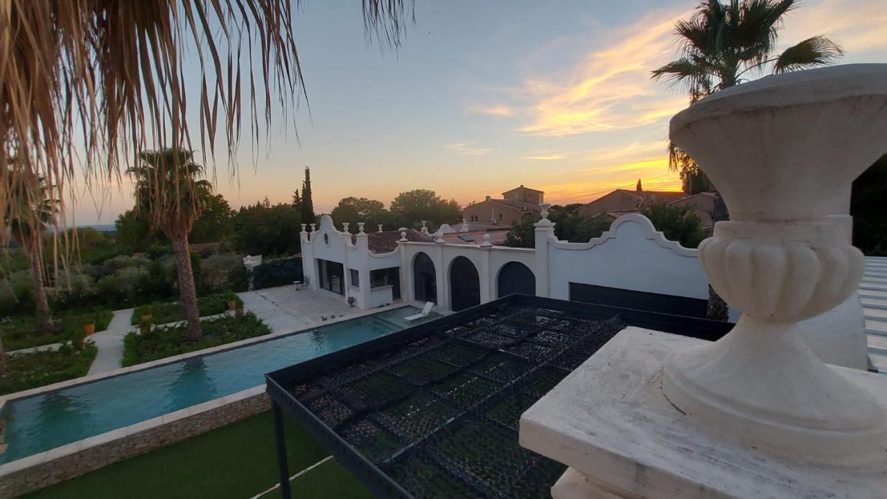 Maison Blue Palm Aix En Provence آيكس أومبروفينس المظهر الخارجي الصورة