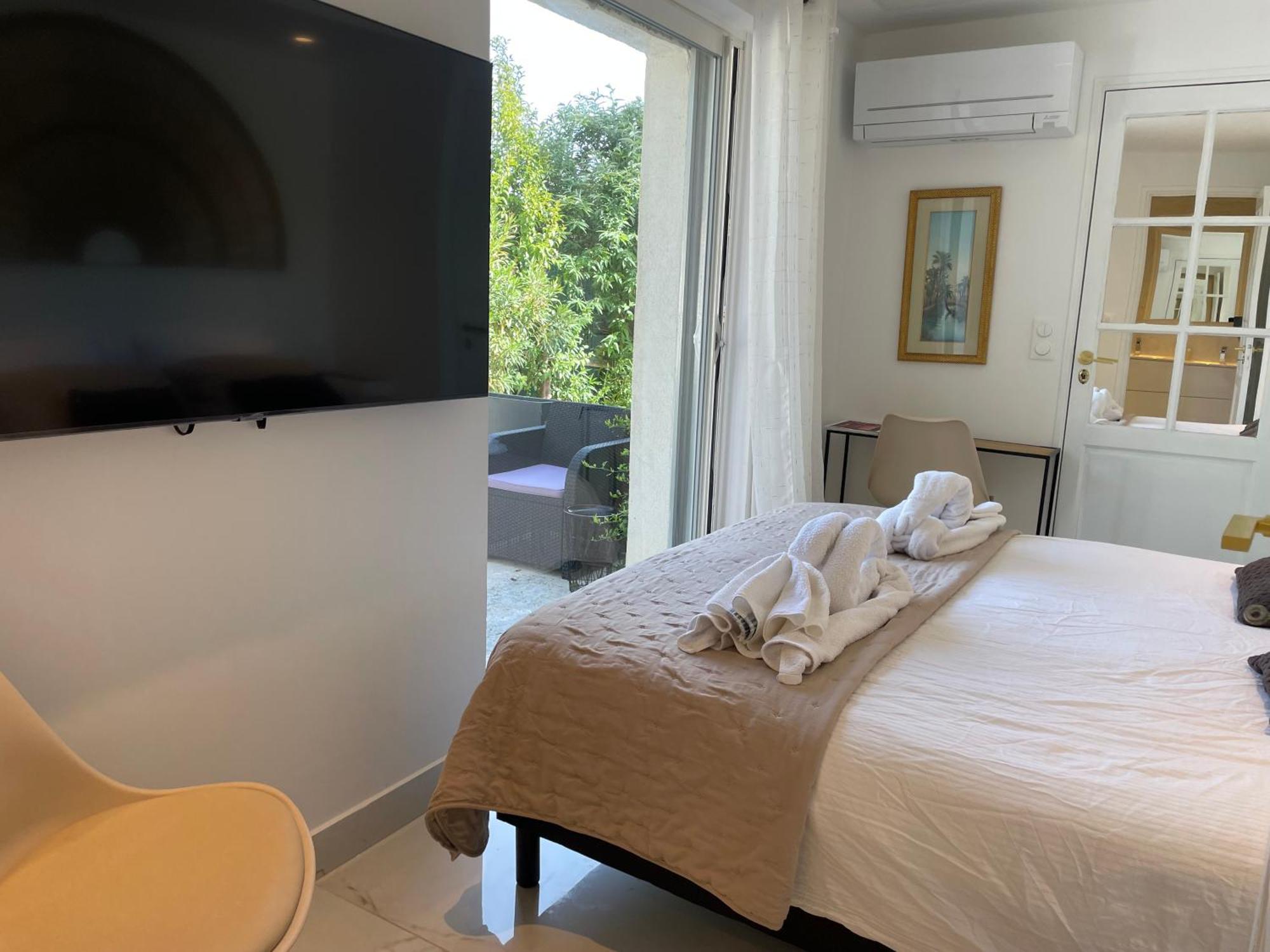 Maison Blue Palm Aix En Provence آيكس أومبروفينس المظهر الخارجي الصورة
